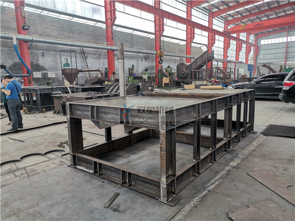 <a href='http://www.silvercityprorodeo.com/psxl/4.html' target='_blank'><span>廢鋼破碎機</span></a>設(shè)備客戶現(xiàn)場考察