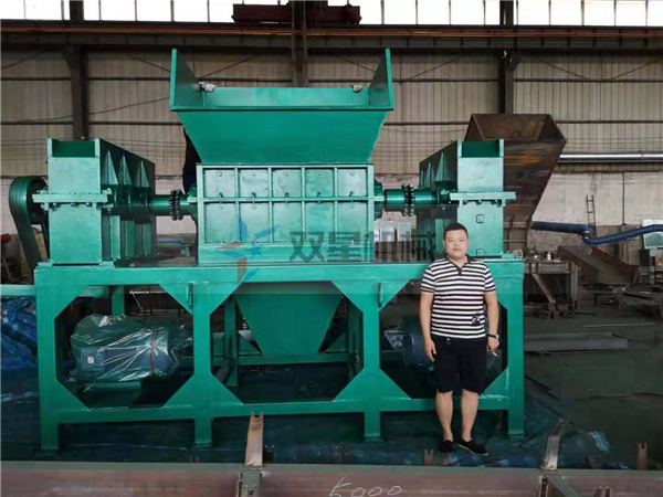 金屬撕碎機可以用來干什么？金屬撕碎機零部件都有哪些？